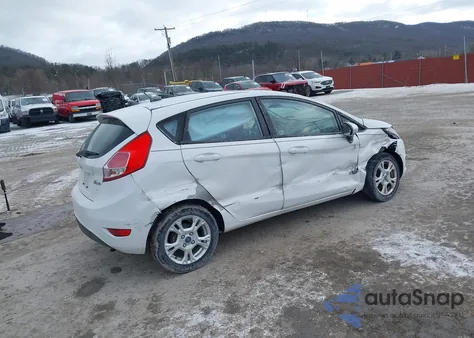 2015 Ford Fiesta Se z USA, uszkodzony, nr VIN 3FADP4EJ0FM140731